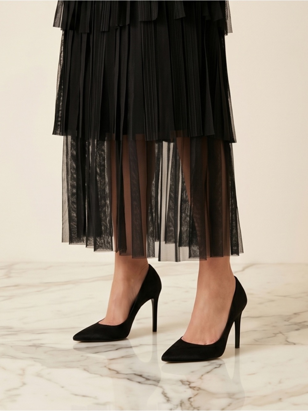Chic Black Asymmetrical Pleated Layered Midi Skirt - Picture 3 of 11